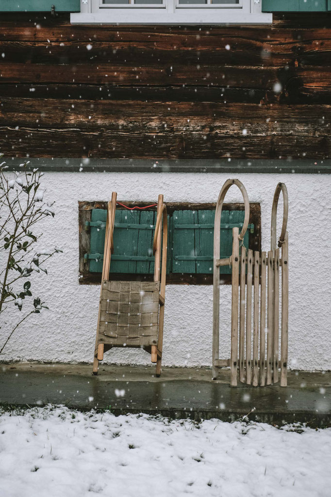 Benedikta in Montafon, Vorarlberg – a carefully restored historic chalet where alpine tradition meets contemporary design and relaxed living.