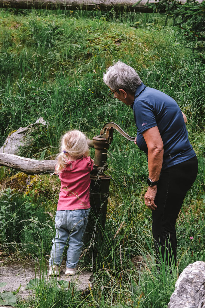 Holzleb’n Family Village – where chalet comfort meets farmyard charm in the heart of Salzburg’s mountains. A Mountain Hideaways member. ©Mela Hipp