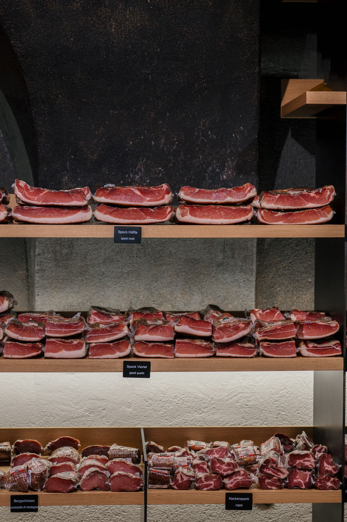 From the in-house butchery to your plate – true taste at Hotel Autentis in Rasen, South Tyrol. A Mountain Hideaways member.