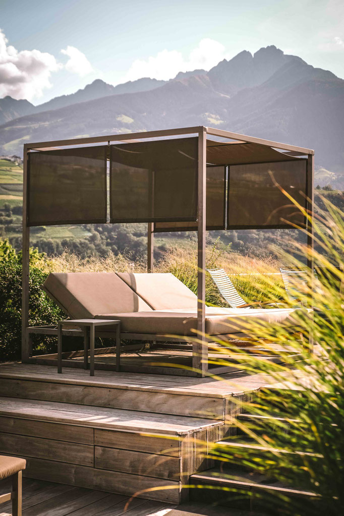 DAS DORNER, Boutiquehotel mit Wellness/Spa/Pool/Infinitypool - Algund bei Meran - Südtirol ... Member of Mountain Hideaways - die schönsten Hotels in den Alpen ©Mela Hipp _fullwidth-gallery-splash