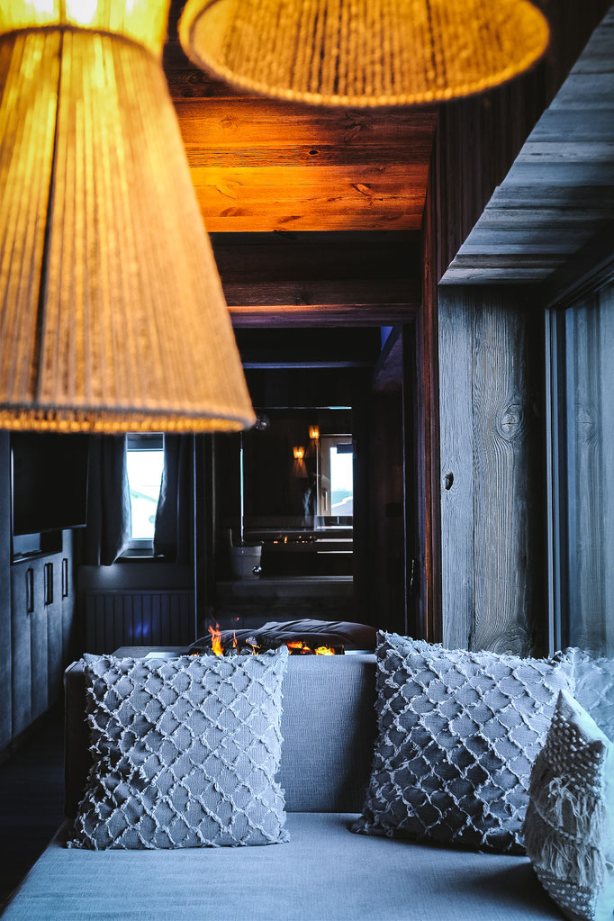 aprun • Alpine Boutique Hideaway with Panoramic Views & Rooftop Spa, Mountain Hideaways © Mela Hipp
