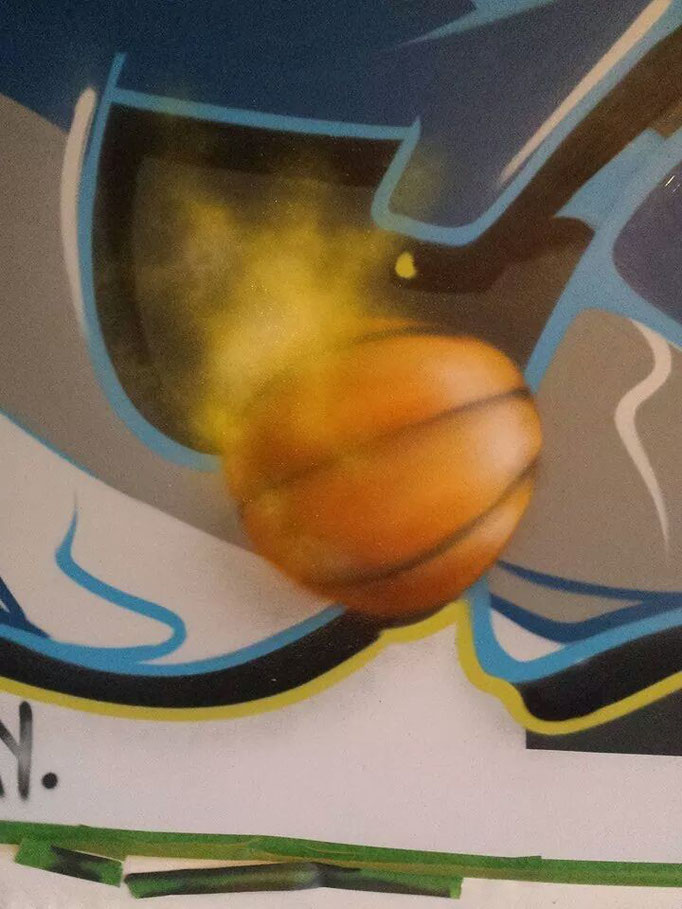 ballon en feu graffiti