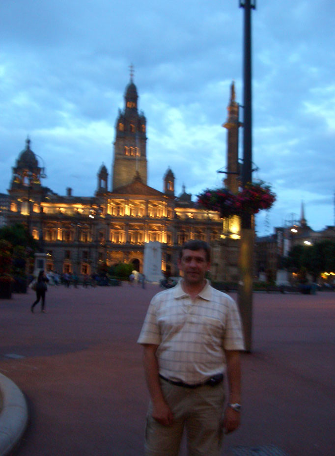 desde George Square con Ayuntamiento de Glasgow