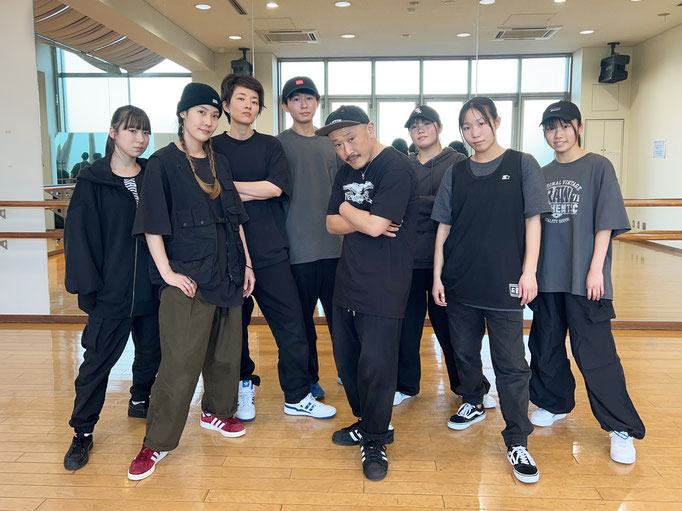 先日、千葉ダンススクール Beat squadの選抜メンバーで構成されたユニット「TD UNIT」の2回目となるリハーサルを無事に終える事ができました♪