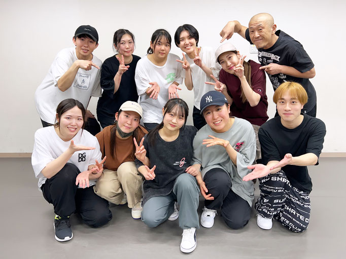 千葉 ダンススクール Beat squadの西千葉スタジオ・土曜日R&Bクラス(18:40～20:00)のメンバー♪