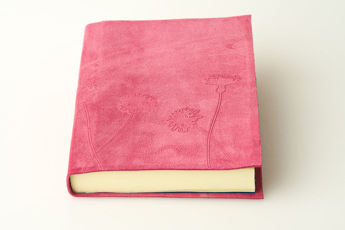 Notizbuch Rindvelourleder mit Blinddruck 13 x 17 cm, verkauft