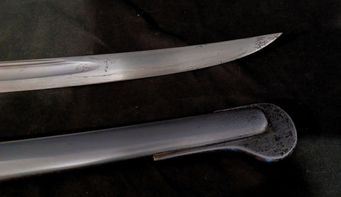 sabre de cavalerie légère modèle 1822 modifié 82 vue de la pointe de la lame 