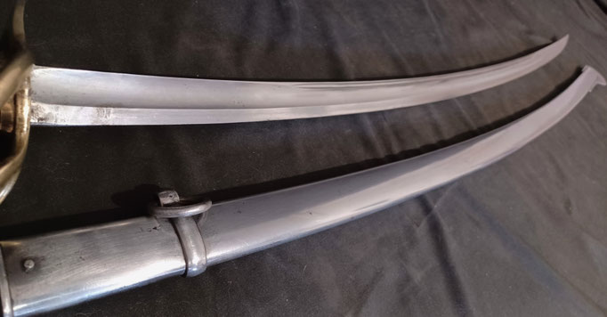 sabre de cavalerie légère modèle 1822 modifié 82 fourreau et lame poli 