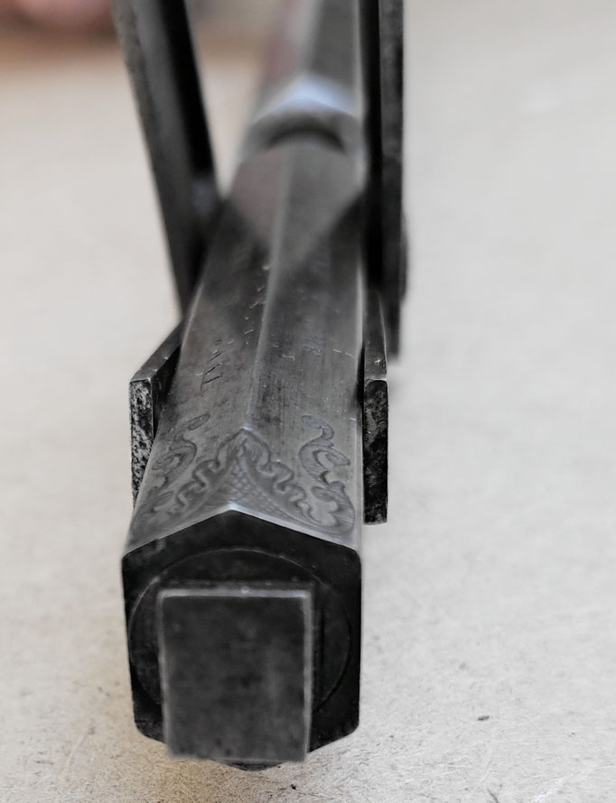 pistolet à un coup Prelat vue de l 'arriere de la culasse 