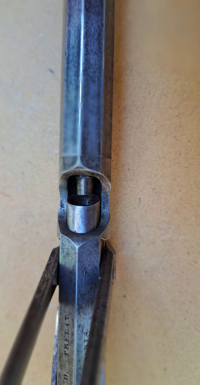 pistolet à un coup Prelat vue de la chambre 