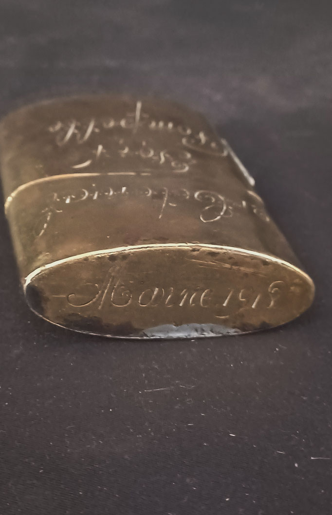 briquet fort de la Pompelle gravé sur le haut du couvercle 1918 Marne 