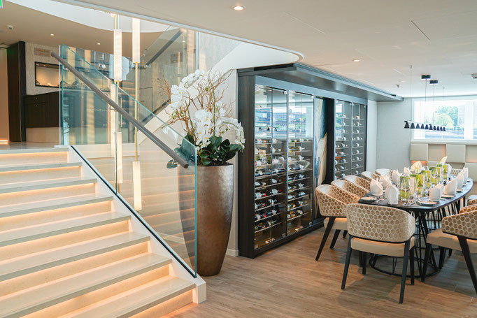 Der Eingangsbereich des Panorama Restaurants auf der AMADEUS Riva