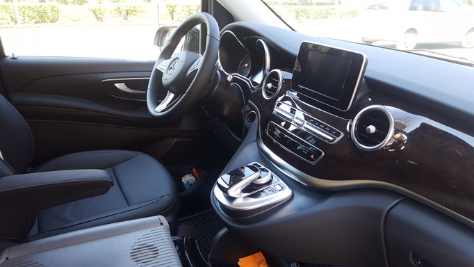 New Mercedes V Class 7 seater