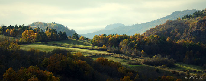 Auvergne ... La vue depuis l'église du Chastel de St Florêt ... 12.11.12