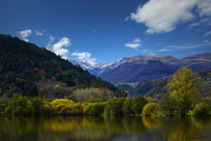 Le Lac Chambon  et le Sancy aux couleurs de l'automne .. 12.11.13