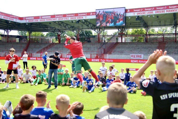 Fussball Workshop Verein Club Kinder