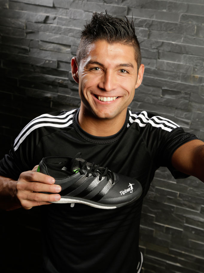 Fußball Freestyler als Fotomodel