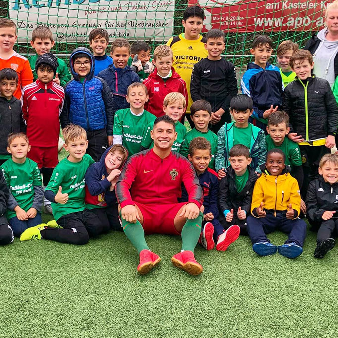 Kreativer Kindergeburtstag mit Fußball-Motto und abwechslungsreichem Spieleprogramm.