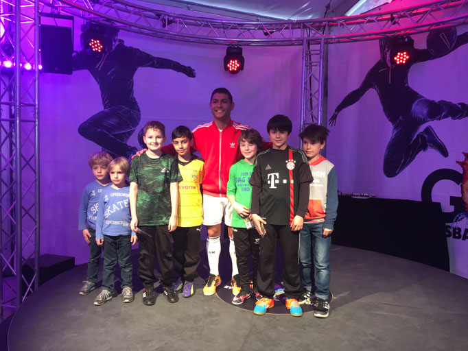 Fussball Freestyler auf der GOAL Veranstaltung in Oberhausen