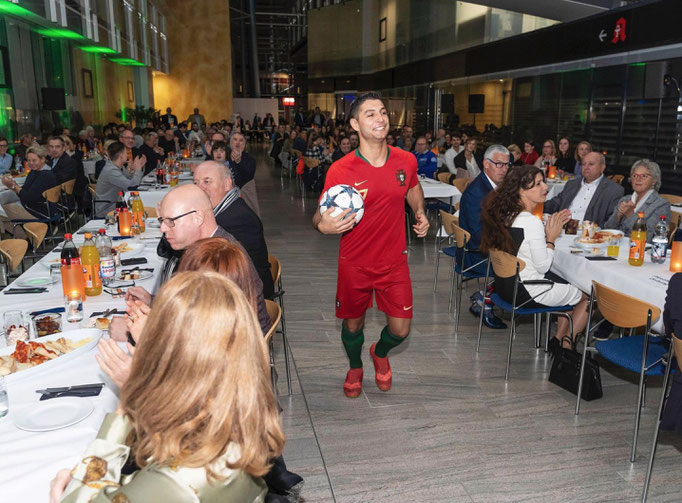 Private Football Coach for Events