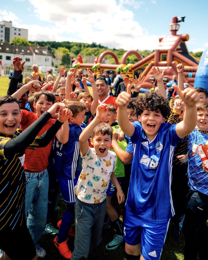 Fussball Show Verein Club Kinder