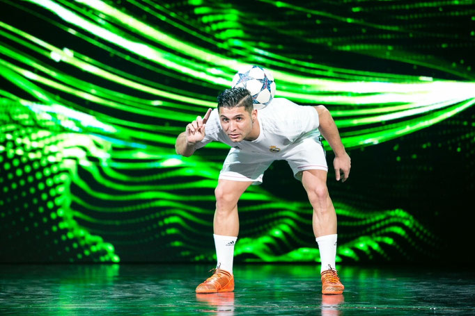 Sportlerehrung Fussball Freestyler Saki