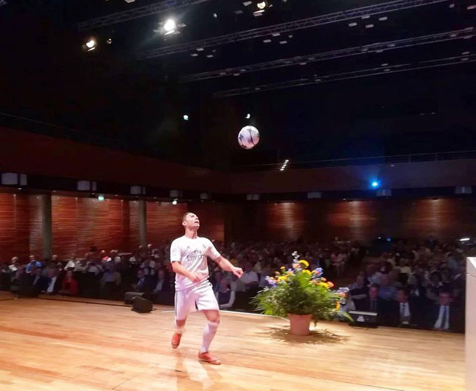 Ballkünstler für Bühnenshow & Events
