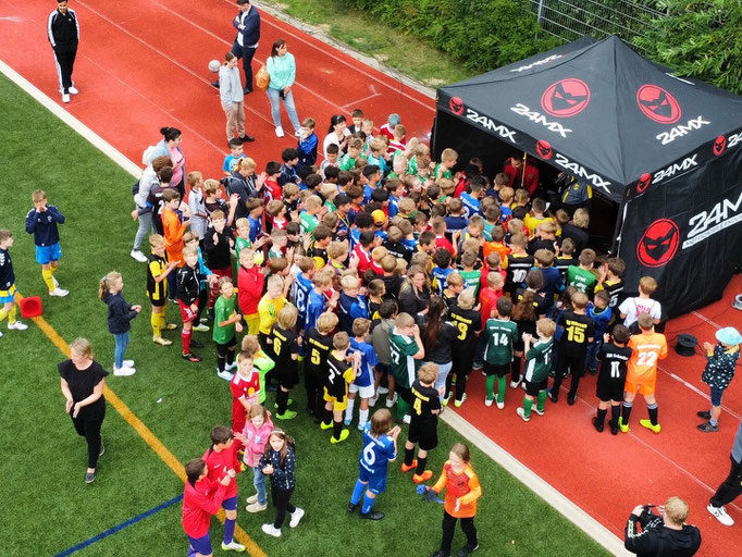 Fussball Show Kinder Verein Club