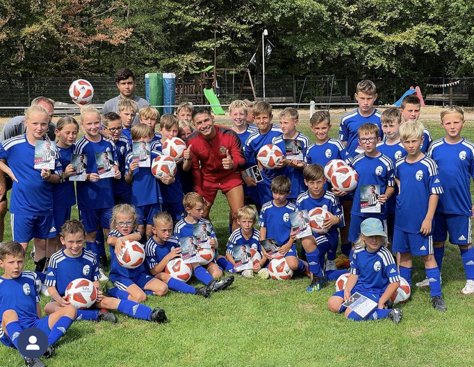 Beim Fussball Verband Bayern - Kinder mit dem Freestyler