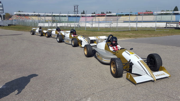 Formel fahren Dijon Prenois in Frankreich, nahe Genf, Zürich, Schweiz