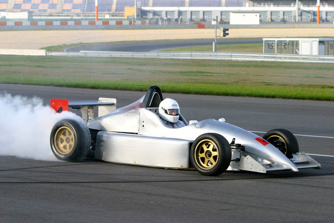 Formel Rennwagen für Messe o.ä. mieten