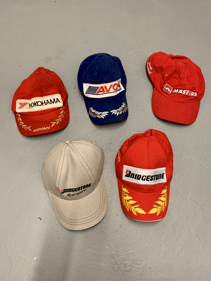 Rennsport-Dekoration (Ölfasser, Autoreifen) zur Miete mieten leihen