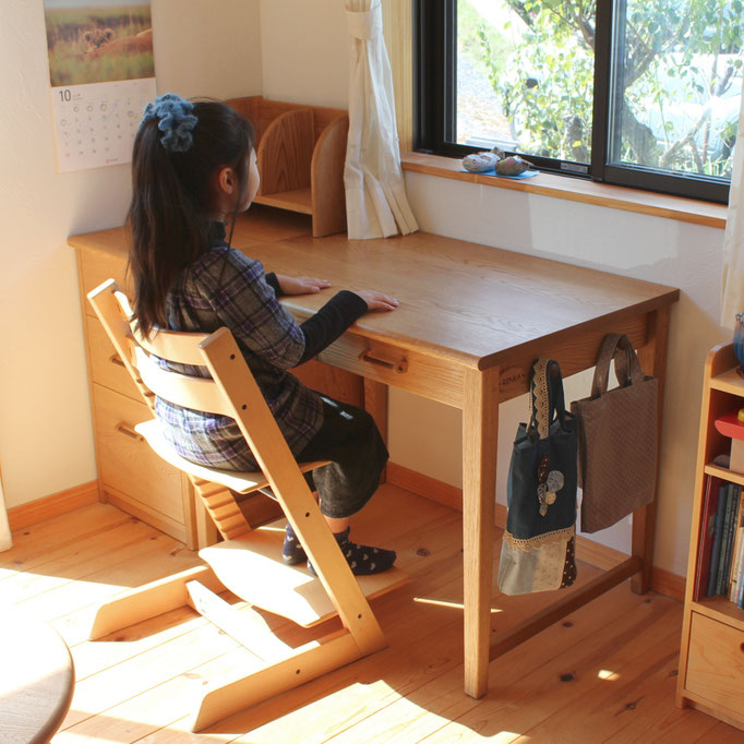 シンプル学習机（相模原市・U様邸）