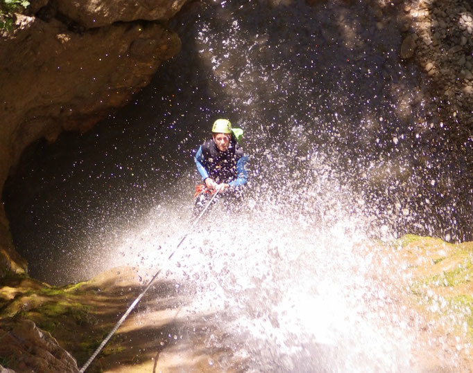 rappel arrosé dans le sud vercors 