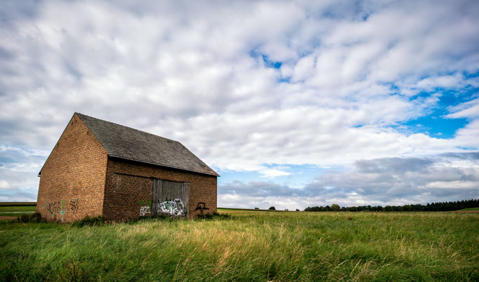 Scheune im Feld, Köln