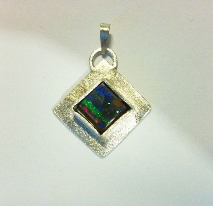 Boulderopal in Silber