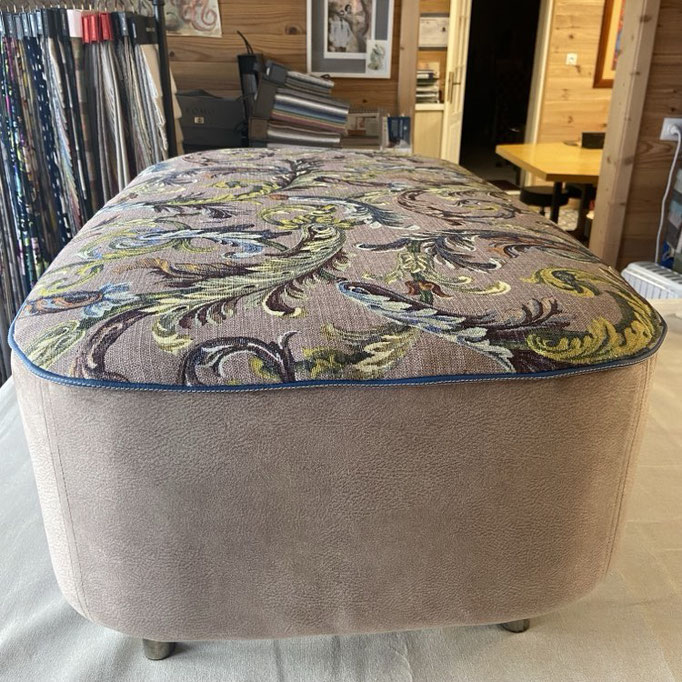 Pouf Tissu DSM -  Passementerie point sellier Houlès - Couture Le Garage à fauteuils