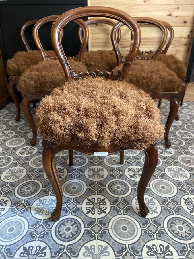 Mise en crin - Restauration Le Garage à fauteuils en garniture traditionnelle