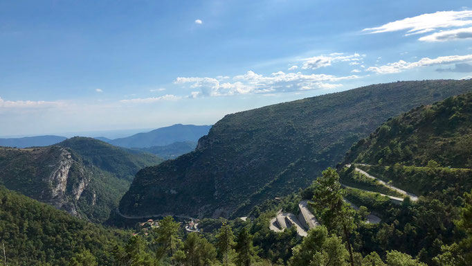 Serpentinen beim Col de Braus