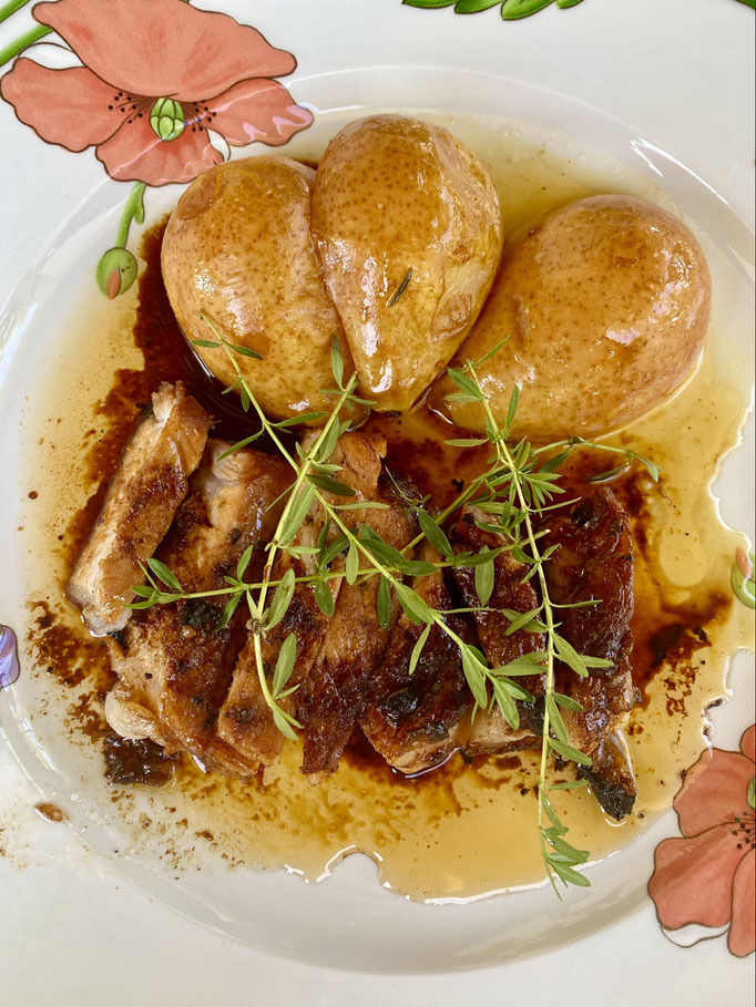 Roasted caramelised porc with pears by ZsL