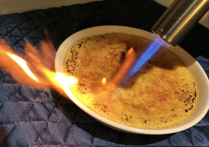 Creme brûlée by ZsL