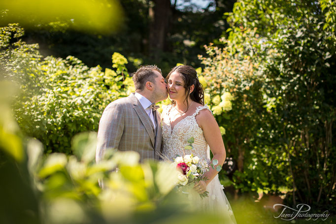 Hochzeitsfotograf, Brautpaarshooting, Marienkirche, Langfurth