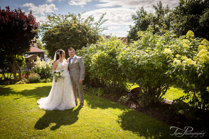 Hochzeitsfotograf, Brautpaarshooting, Marienkirche, Langfurth