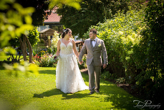Hochzeitsfotograf, Brautpaarshooting, Marienkirche, Langfurth
