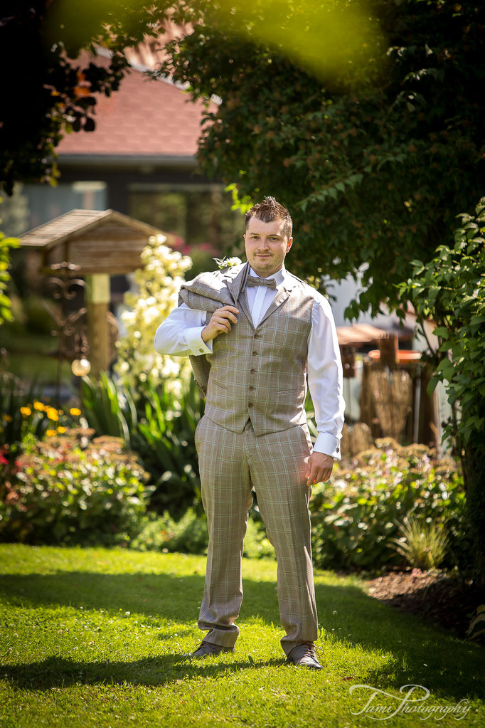 Hochzeitsfotograf, Brautpaarshooting, Marienkirche, Langfurth