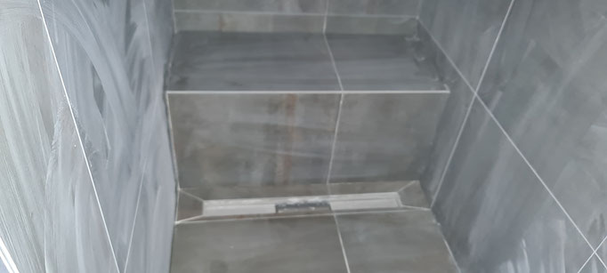 BTK Tegelzetters Venlo - tegelwerk inwassen  - badkamer te Simpelveld