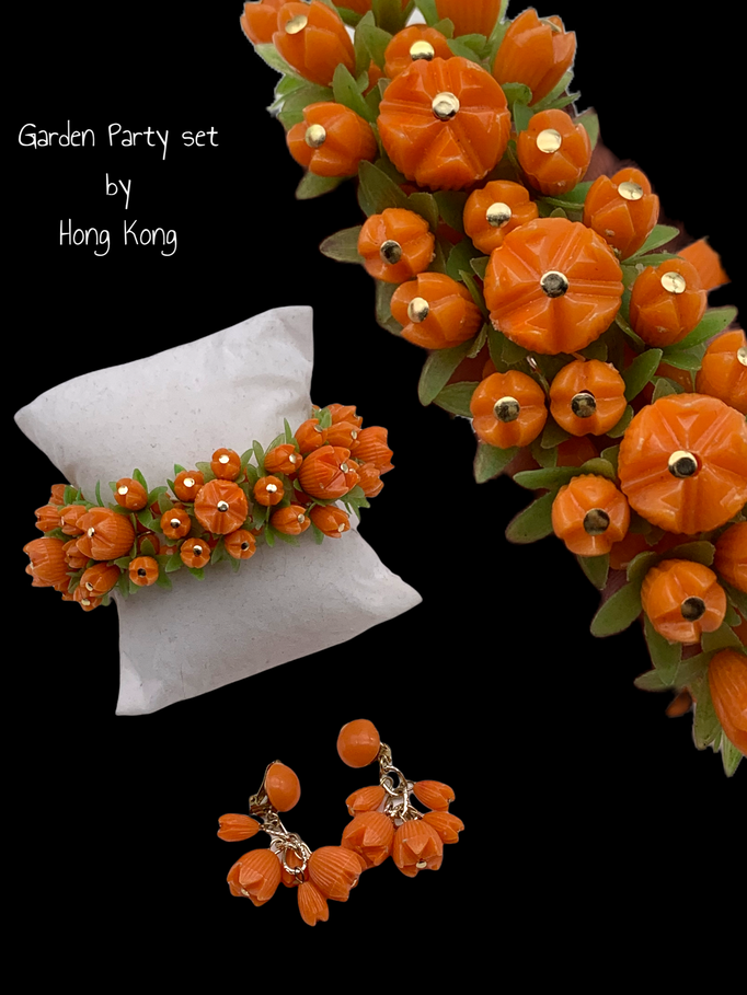Hong Kong Expansion Stretch cuff prom Corsage flowers bracelet and clip earrings set in a splendid orange & green color- art.340-5