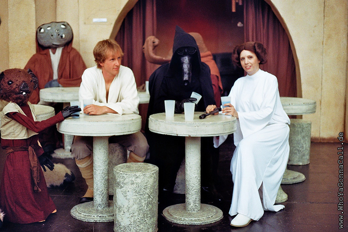 Leia Organa Luke Skywalker A New Hope Episode 4 IV Star Wars Cantina