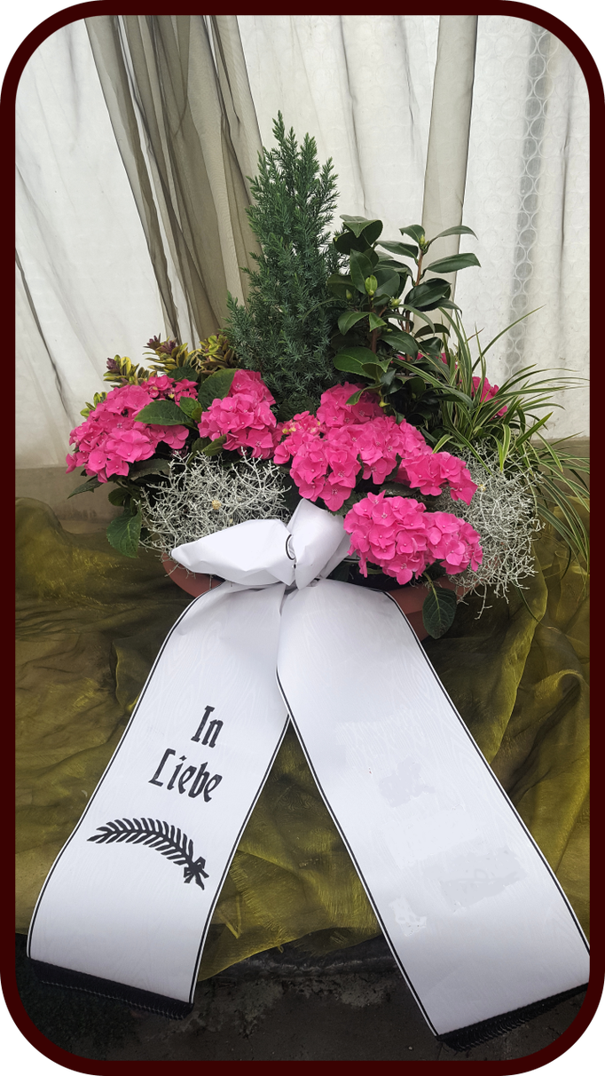 Grabschale mit Schleife