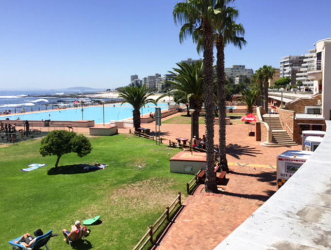 2016 | Kapstadt | «Sea Point Promenade»: Hier sind die Strände öffentlich.